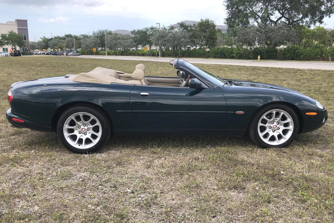 2002 Jaguar X100 XKR - Image 3 of 5