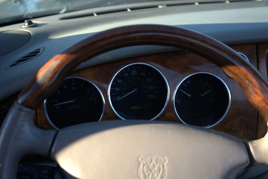 2002 Jaguar X100 XKR - Image 19 of 25