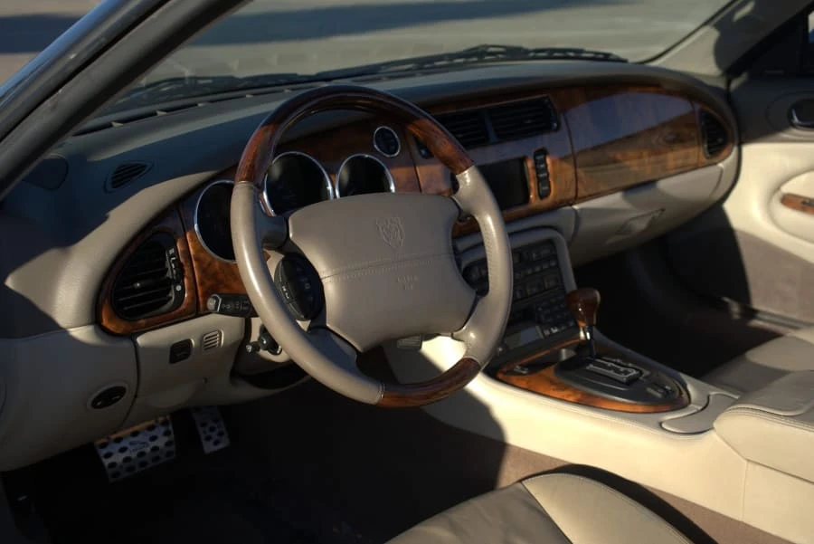 2002 Jaguar X100 XKR - Image 15 of 25