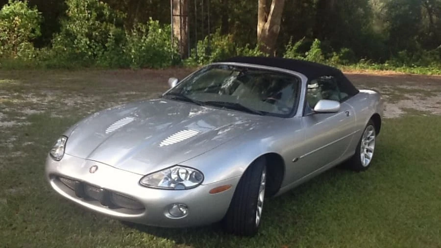 2002 Jaguar X100 XKR - Image 2 of 3