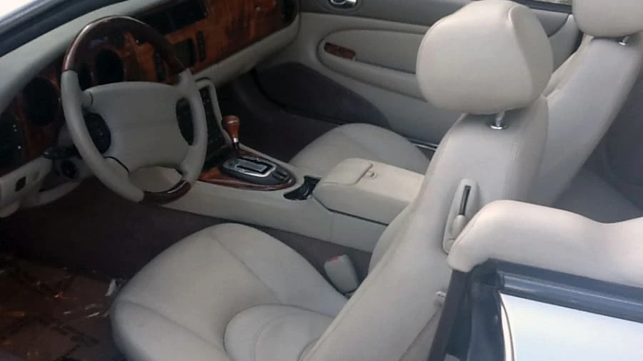 2002 Jaguar X100 XKR - Image 3 of 3