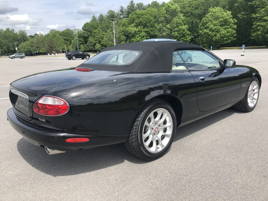 2002 Jaguar X100 XKR - Image 11 of 12