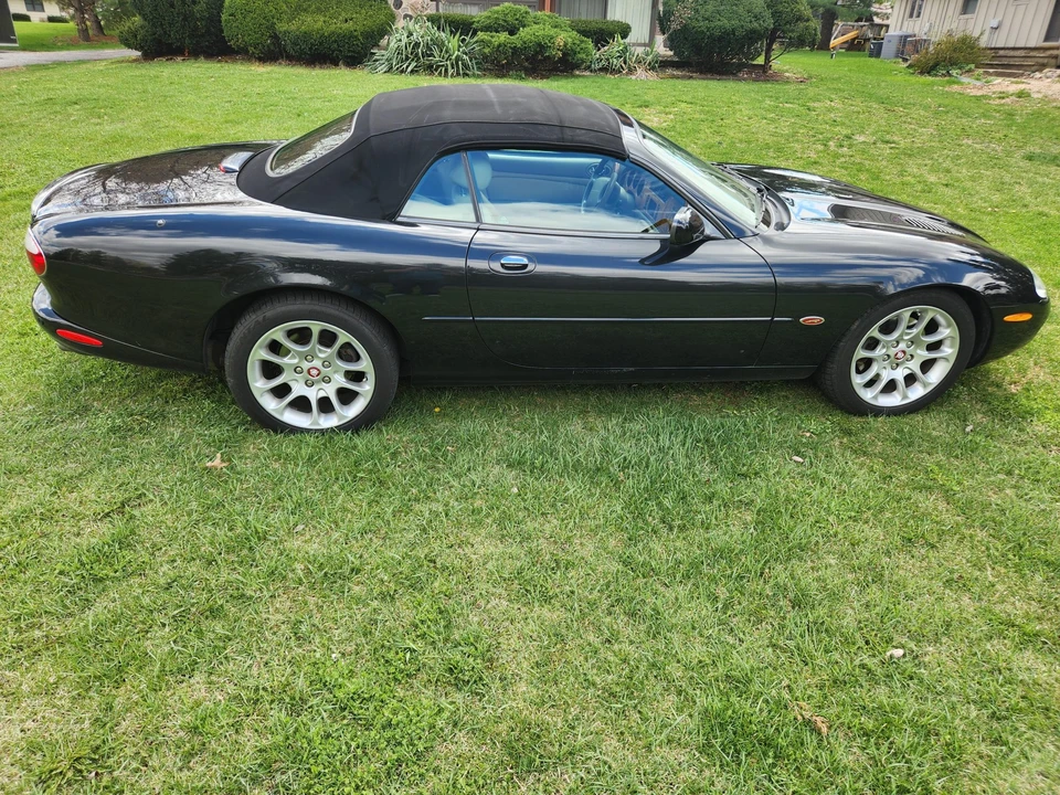 2002 Jaguar X100 XKR - Image 18 of 31