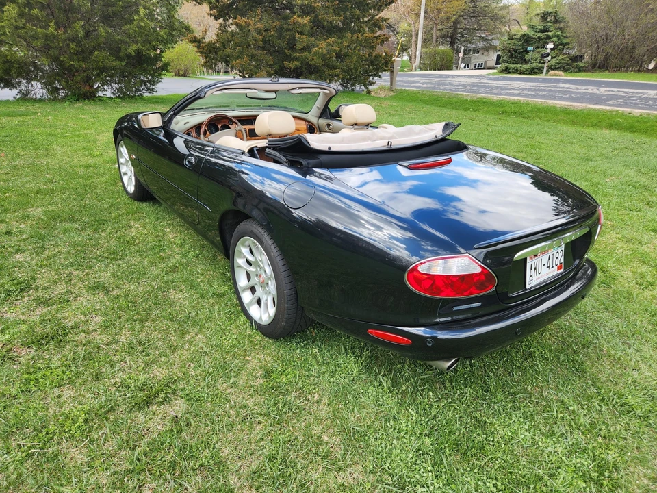 2002 Jaguar X100 XKR - Image 10 of 31