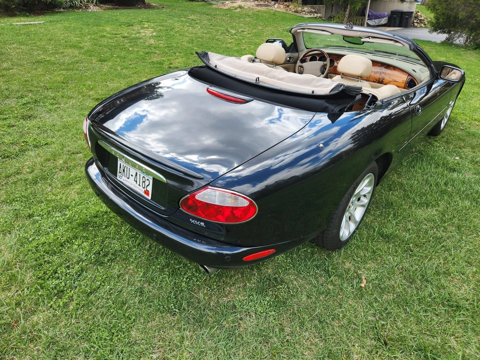 2002 Jaguar X100 XKR - Image 16 of 31