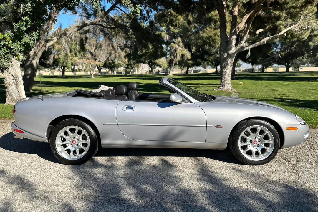 2002 Jaguar X100 XKR - Image 3 of 31
