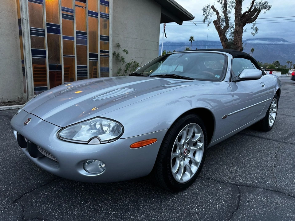 2002 Jaguar X100 XKR - Image 26 of 31