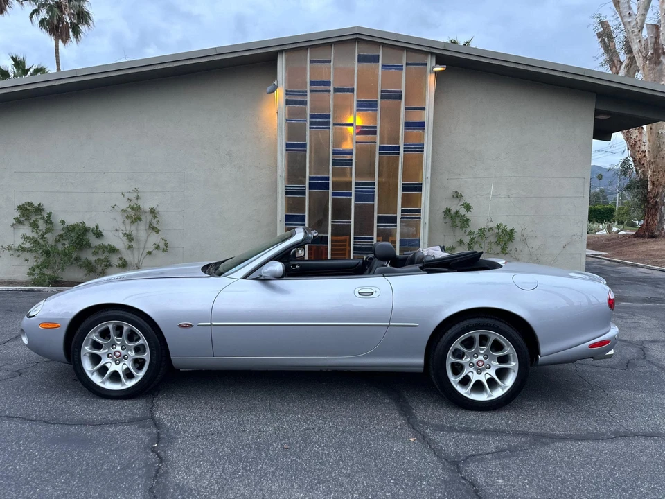 2002 Jaguar X100 XKR - Image 18 of 31