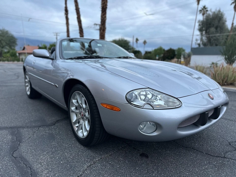 2002 Jaguar X100 XKR - Image 23 of 31