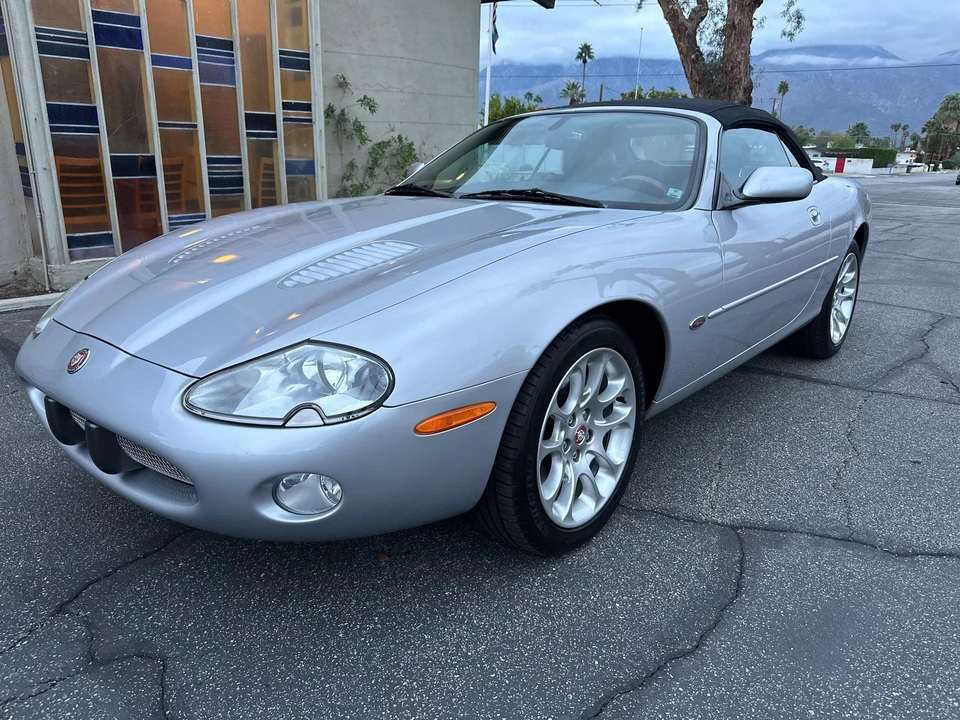 2002 Jaguar X100 XKR - Image 25 of 31