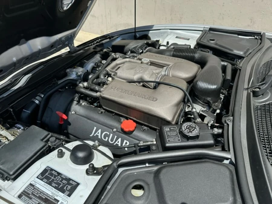 2002 Jaguar X100 XKR - Image 14 of 15