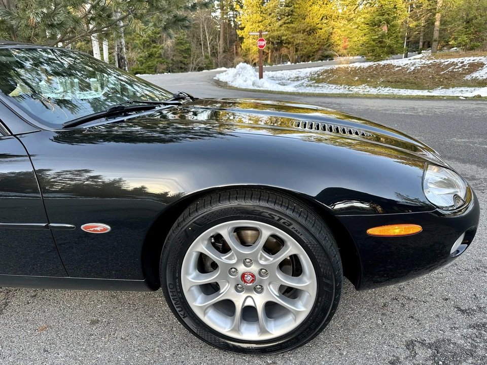 2002 Jaguar X100 XKR - Image 24 of 31