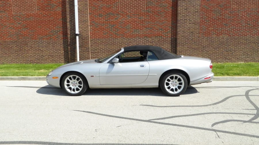 2002 Jaguar X100 XKR - Image 2 of 7