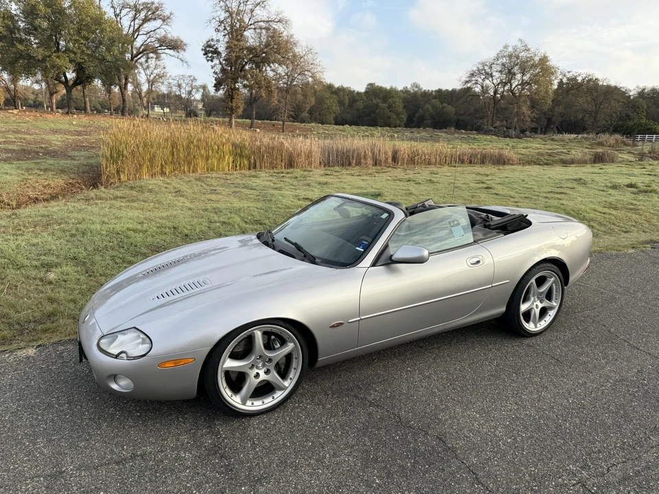 2002 Jaguar X100 XKR - Image 6 of 31