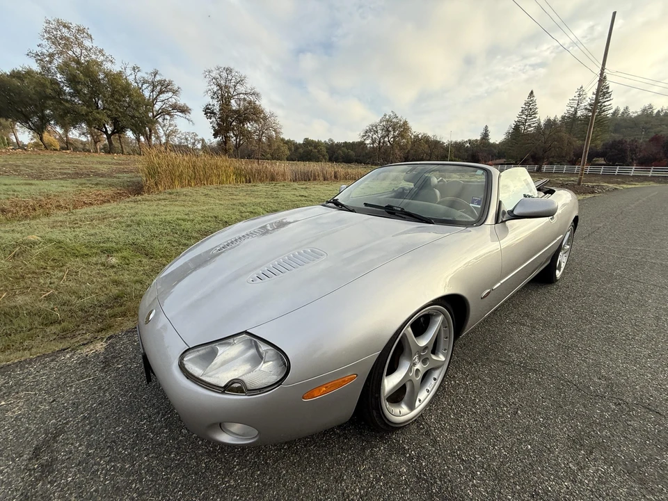 2002 Jaguar X100 XKR - Image 3 of 31