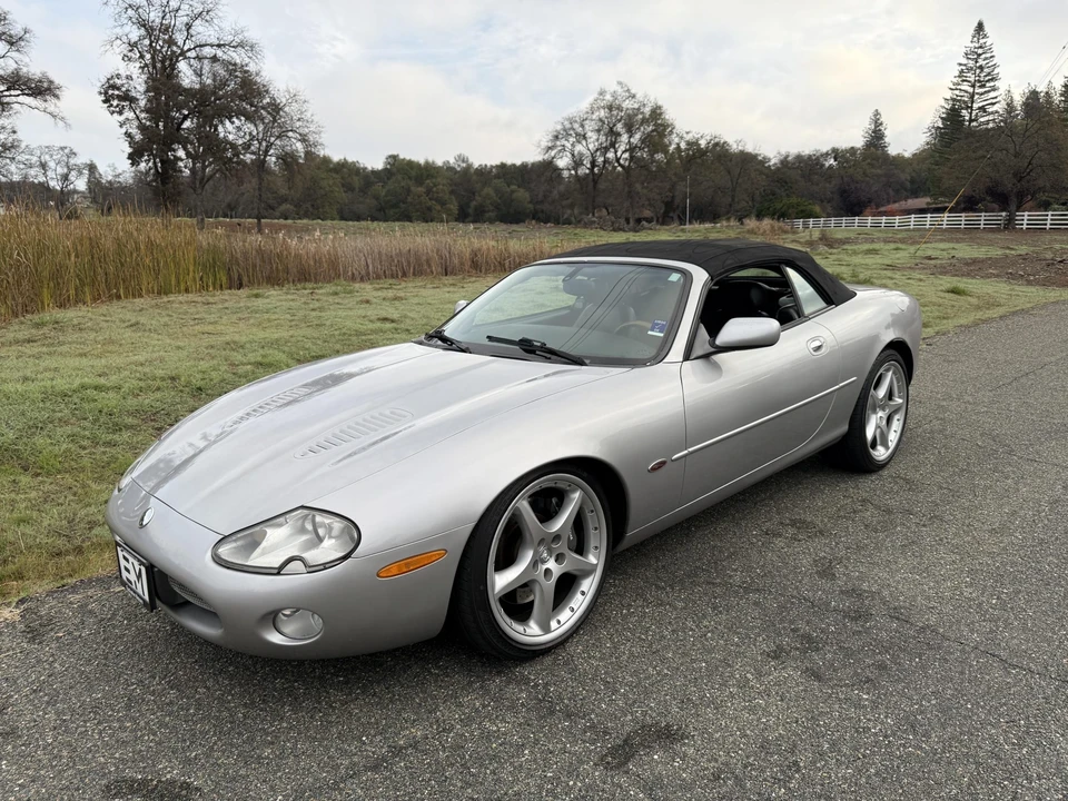 2002 Jaguar X100 XKR - Image 23 of 31