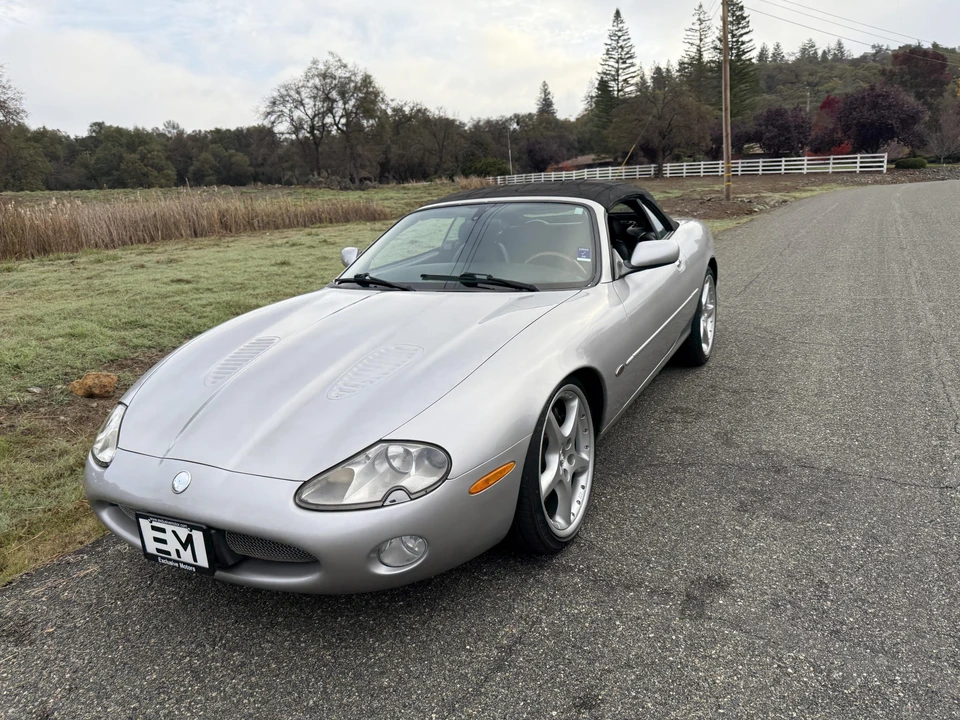 2002 Jaguar X100 XKR - Image 22 of 31
