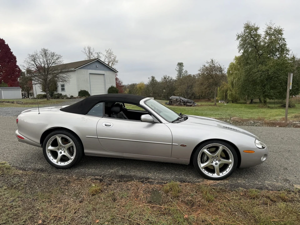 2002 Jaguar X100 XKR - Image 29 of 31