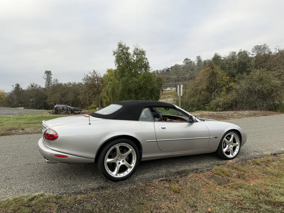 2002 Jaguar X100 XKR - Image 28 of 31