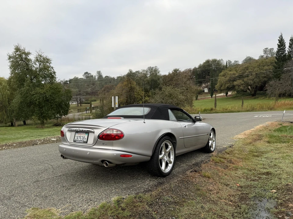2002 Jaguar X100 XKR - Image 27 of 31