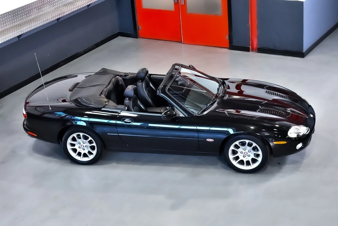 2002 Jaguar X100 XKR - Image 17 of 30