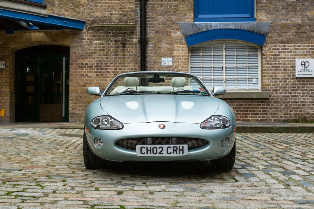 2002 Jaguar X100 XKR - Image 10 of 30