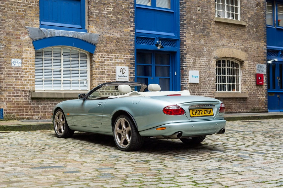 2002 Jaguar X100 XKR - Image 17 of 30
