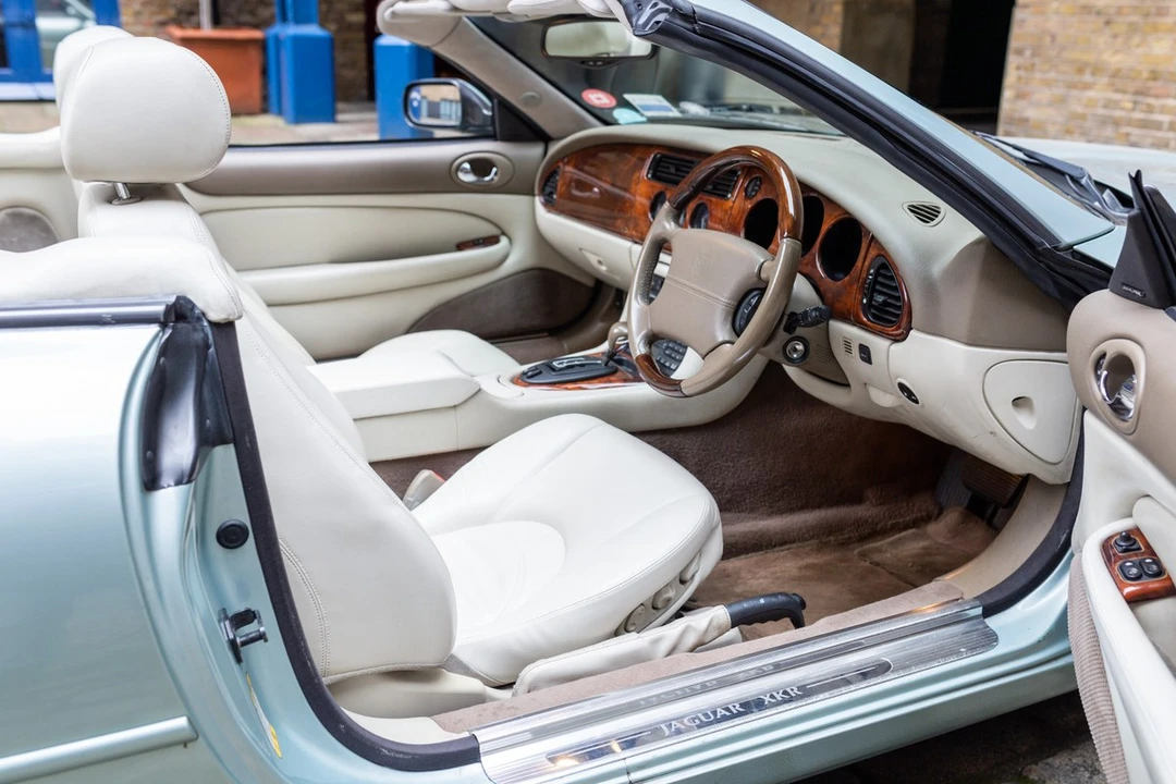 2002 Jaguar X100 XKR - Image 30 of 30