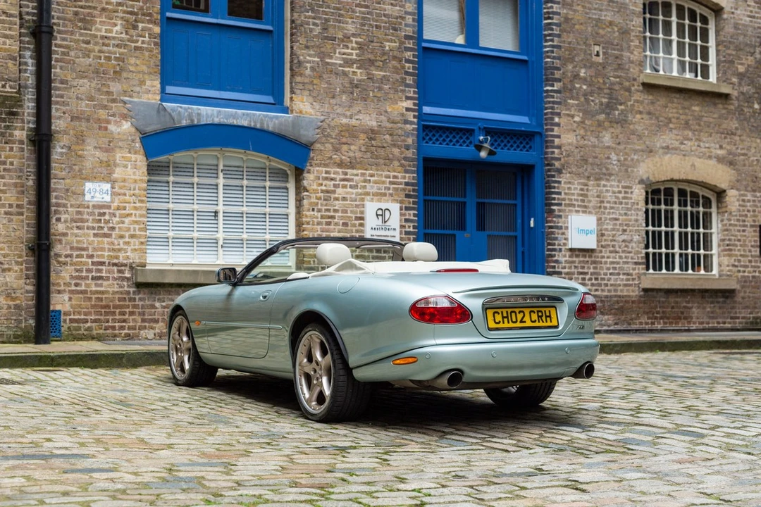 2002 Jaguar X100 XKR - Image 18 of 30