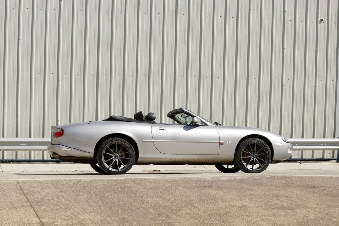 2002 Jaguar X100 XKR - Image 8 of 31