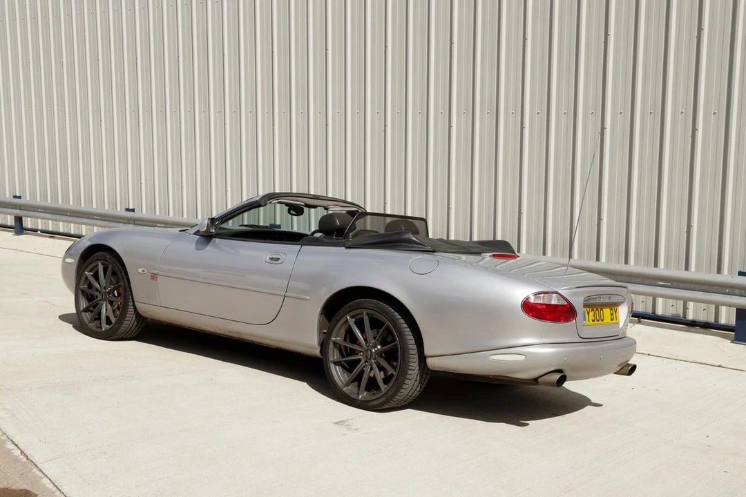2002 Jaguar X100 XKR - Image 14 of 31