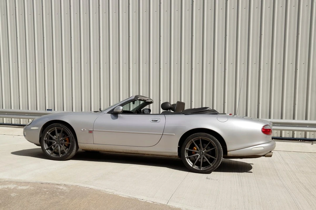 2002 Jaguar X100 XKR - Image 15 of 31