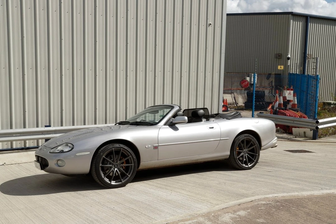 2002 Jaguar X100 XKR - Image 17 of 31