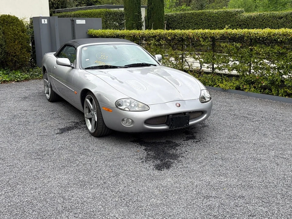 2002 Jaguar X100 XKR - Image 7 of 31
