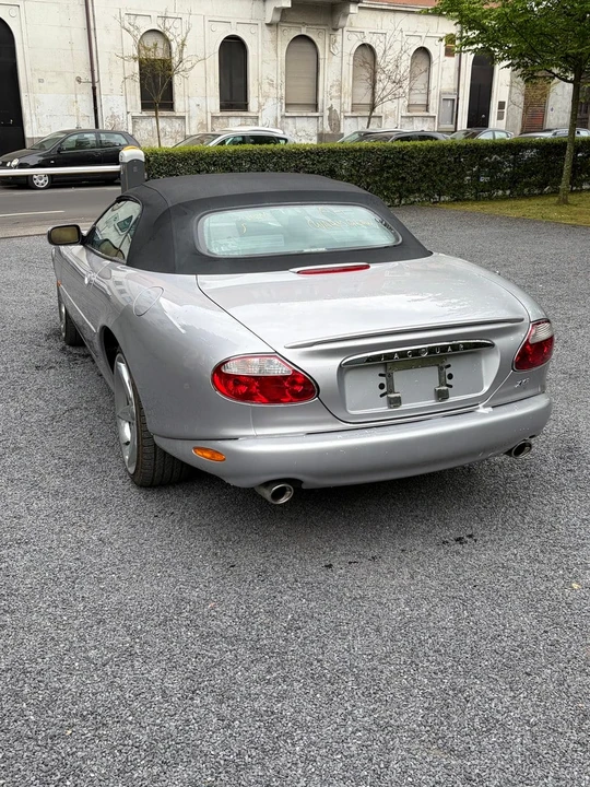 2002 Jaguar X100 XKR - Image 8 of 31