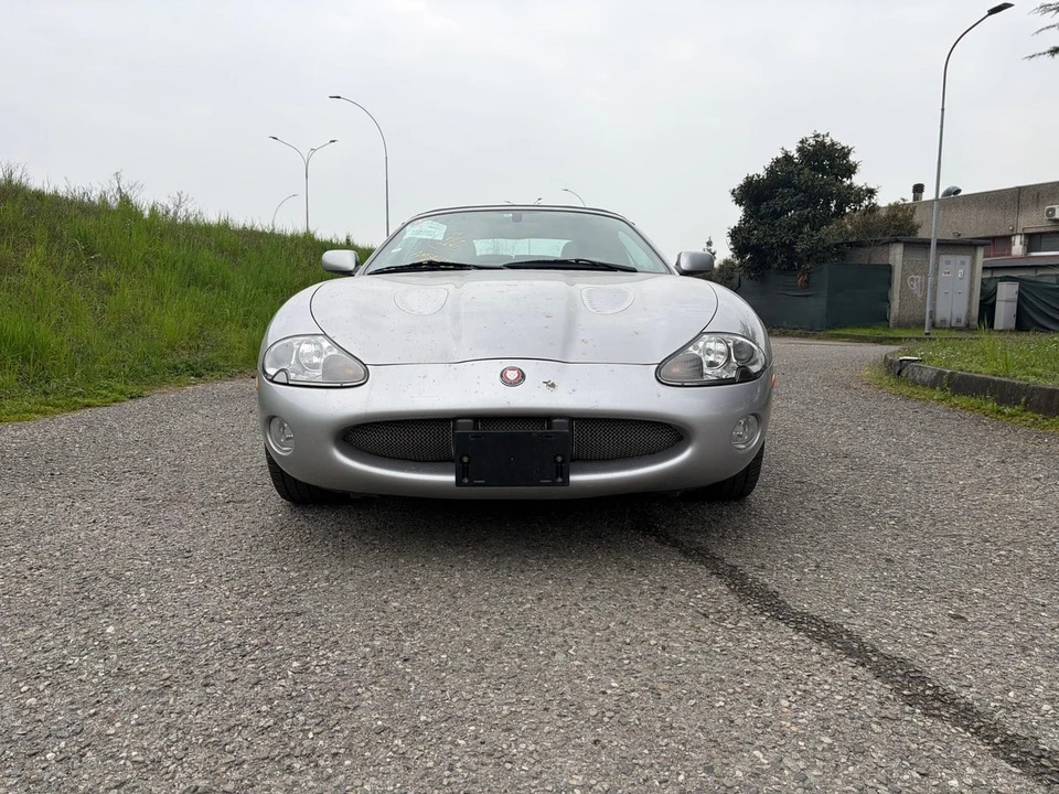 2002 Jaguar X100 XKR - Image 12 of 31