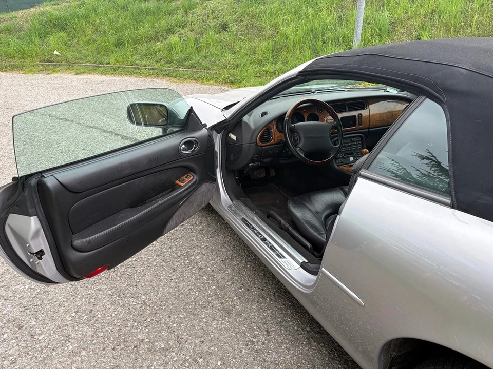2002 Jaguar X100 XKR - Image 14 of 31