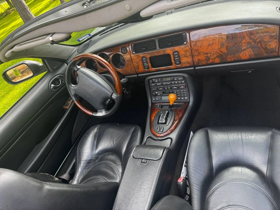 2002 Jaguar X100 XKR - Image 2 of 15