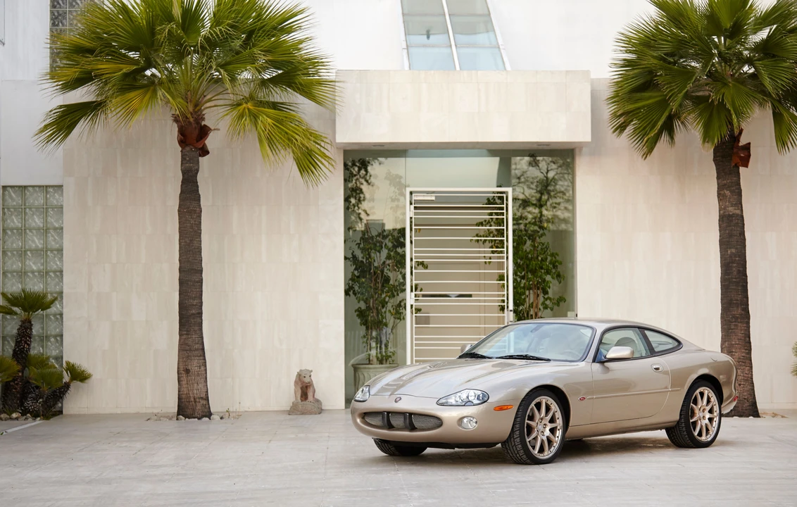 2002 Jaguar X100 XKR - Image 5 of 5