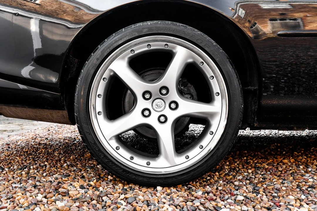 2002 Jaguar X100 XKR - Image 19 of 30