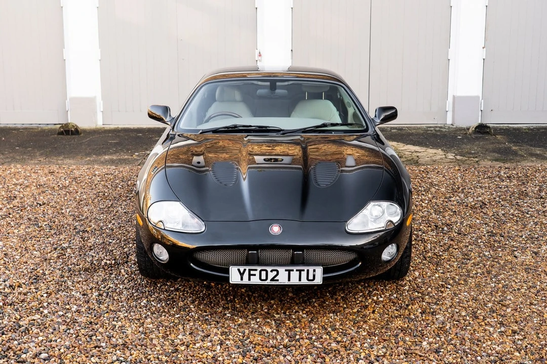 2002 Jaguar X100 XKR - Image 16 of 30