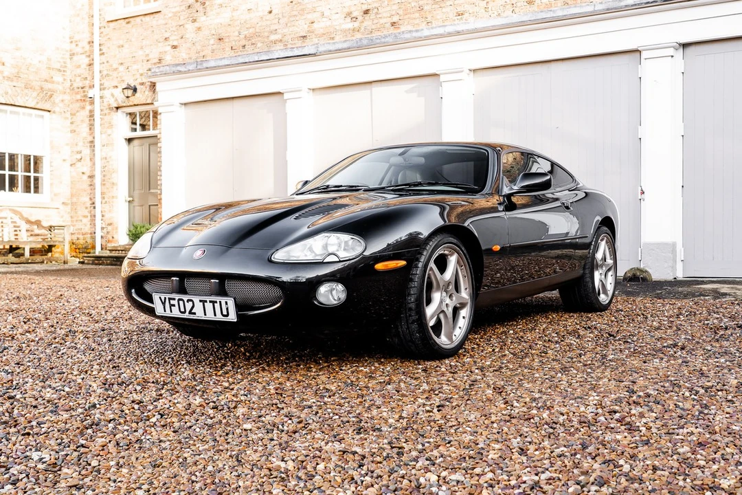 2002 Jaguar X100 XKR - Image 4 of 30