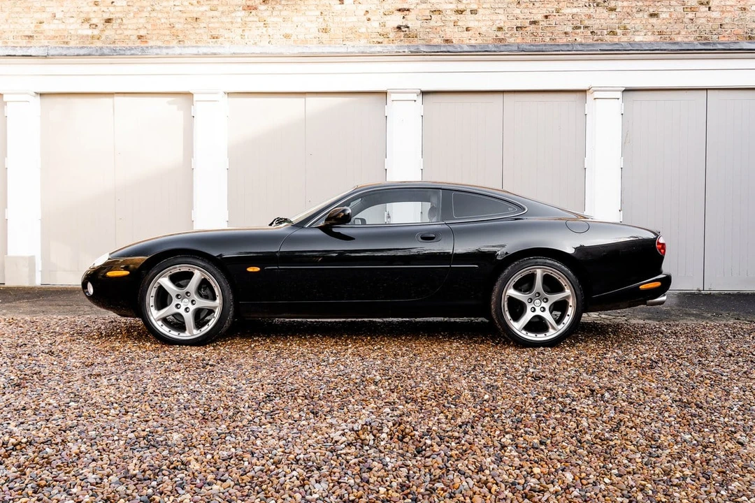 2002 Jaguar X100 XKR - Image 6 of 30