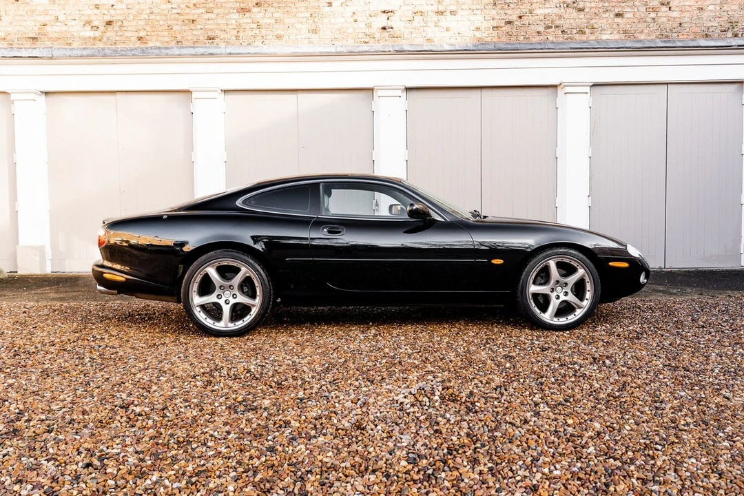 2002 Jaguar X100 XKR - Image 14 of 30