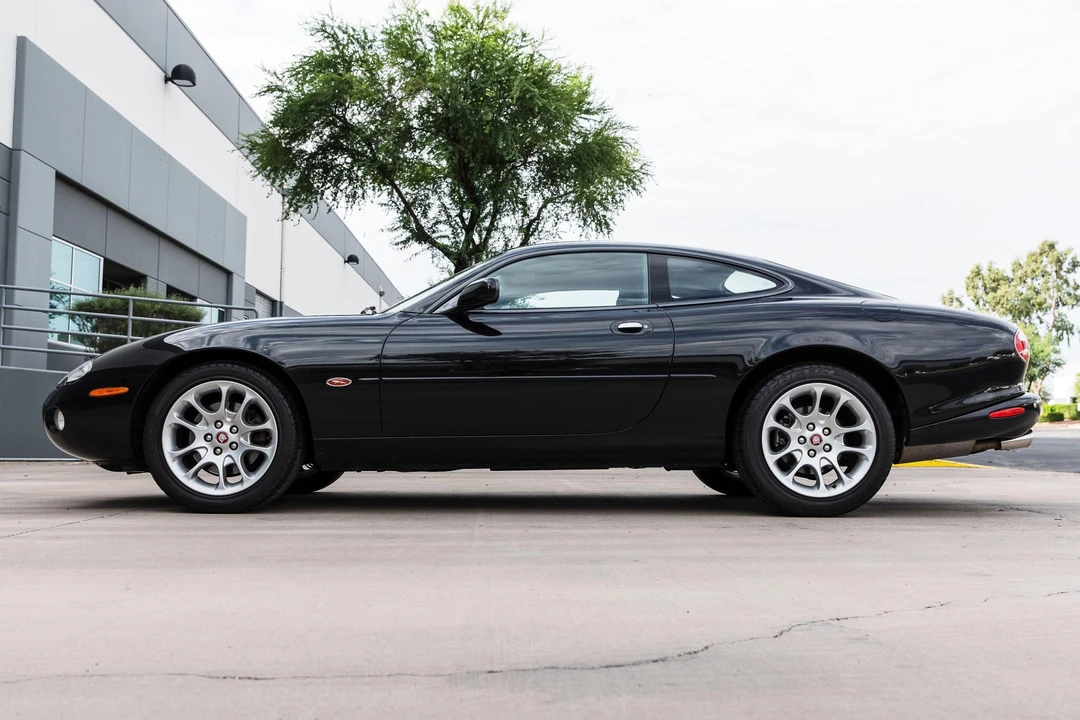 2002 Jaguar X100 XKR - Image 8 of 31
