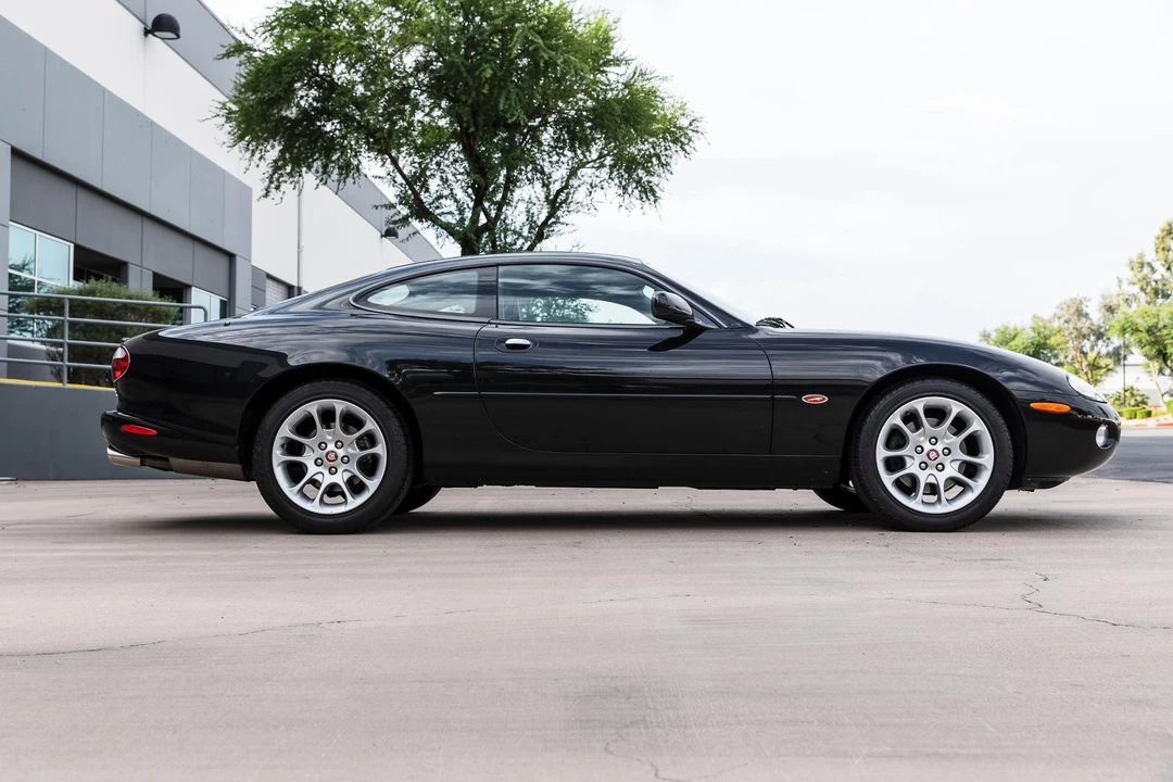 2002 Jaguar X100 XKR - Image 11 of 31
