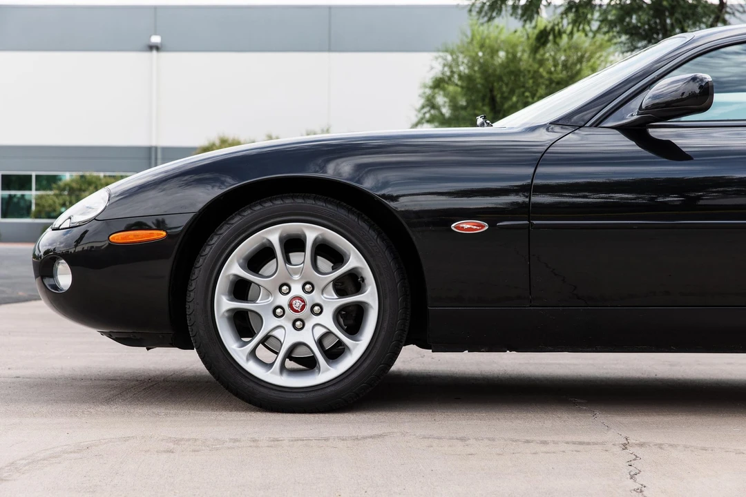 2002 Jaguar X100 XKR - Image 19 of 31