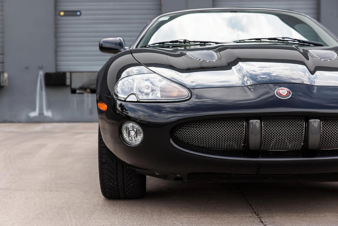2002 Jaguar X100 XKR - Image 26 of 31