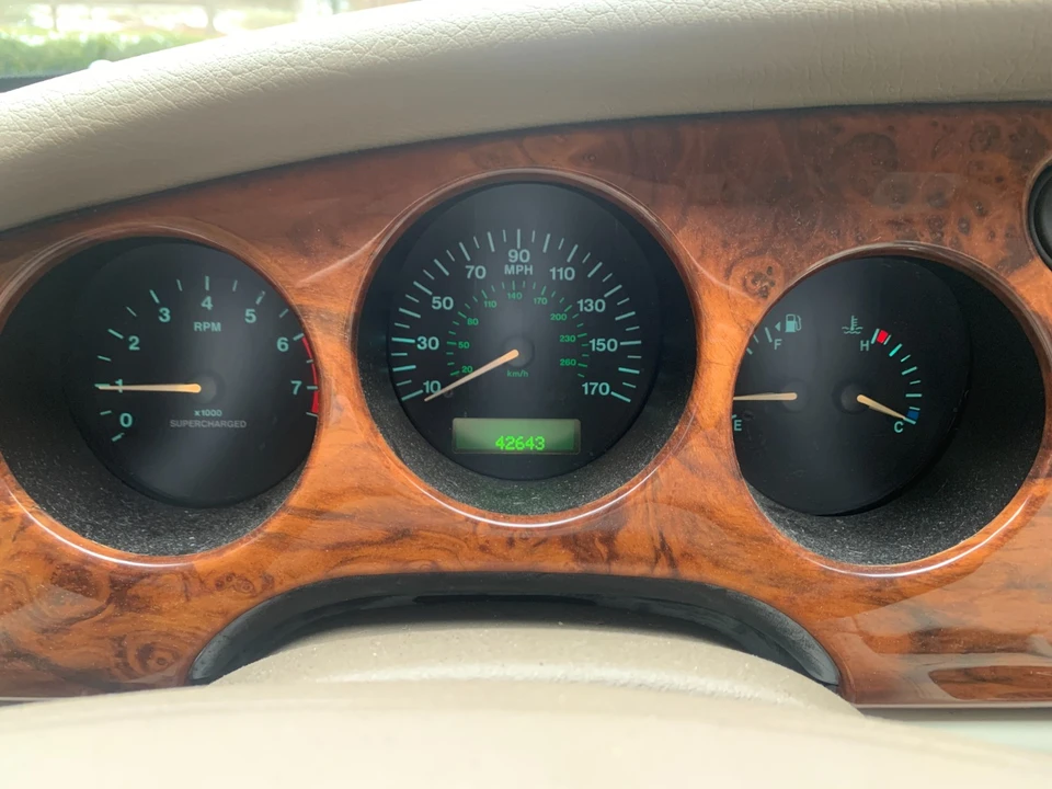 2002 Jaguar X100 XKR - Image 10 of 17
