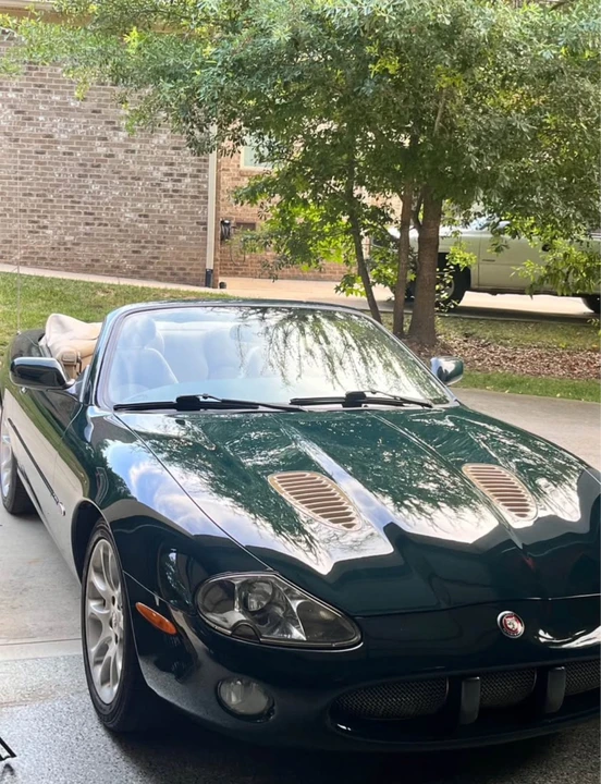 2002 Jaguar - Image 2 of 11